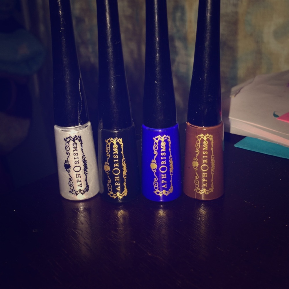 aphOrism Eye Liner